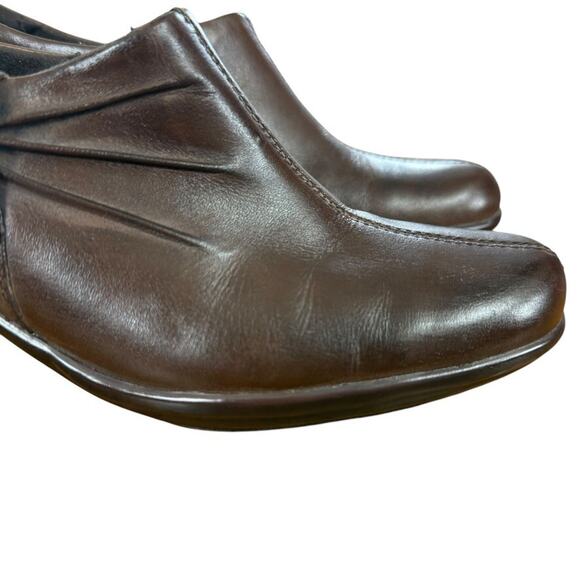 Clarks Clogs Brown Leather Chunky Heel Casual Shoes Side Zip Comfort sz 7 M - Picture 13 of 16